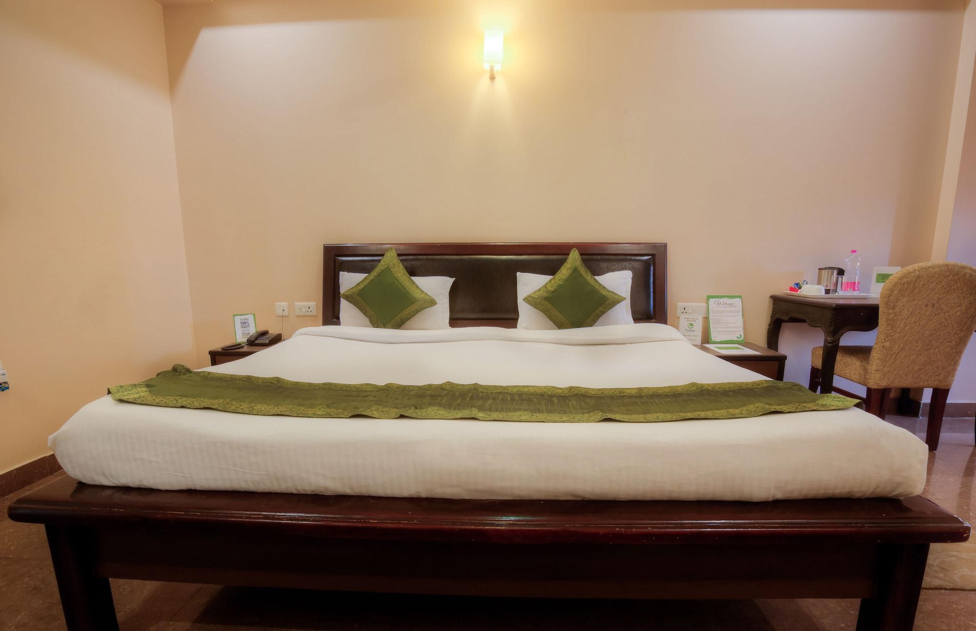 Treebo Shivam Inn Near Singapore Mall Lucknow Exterior foto