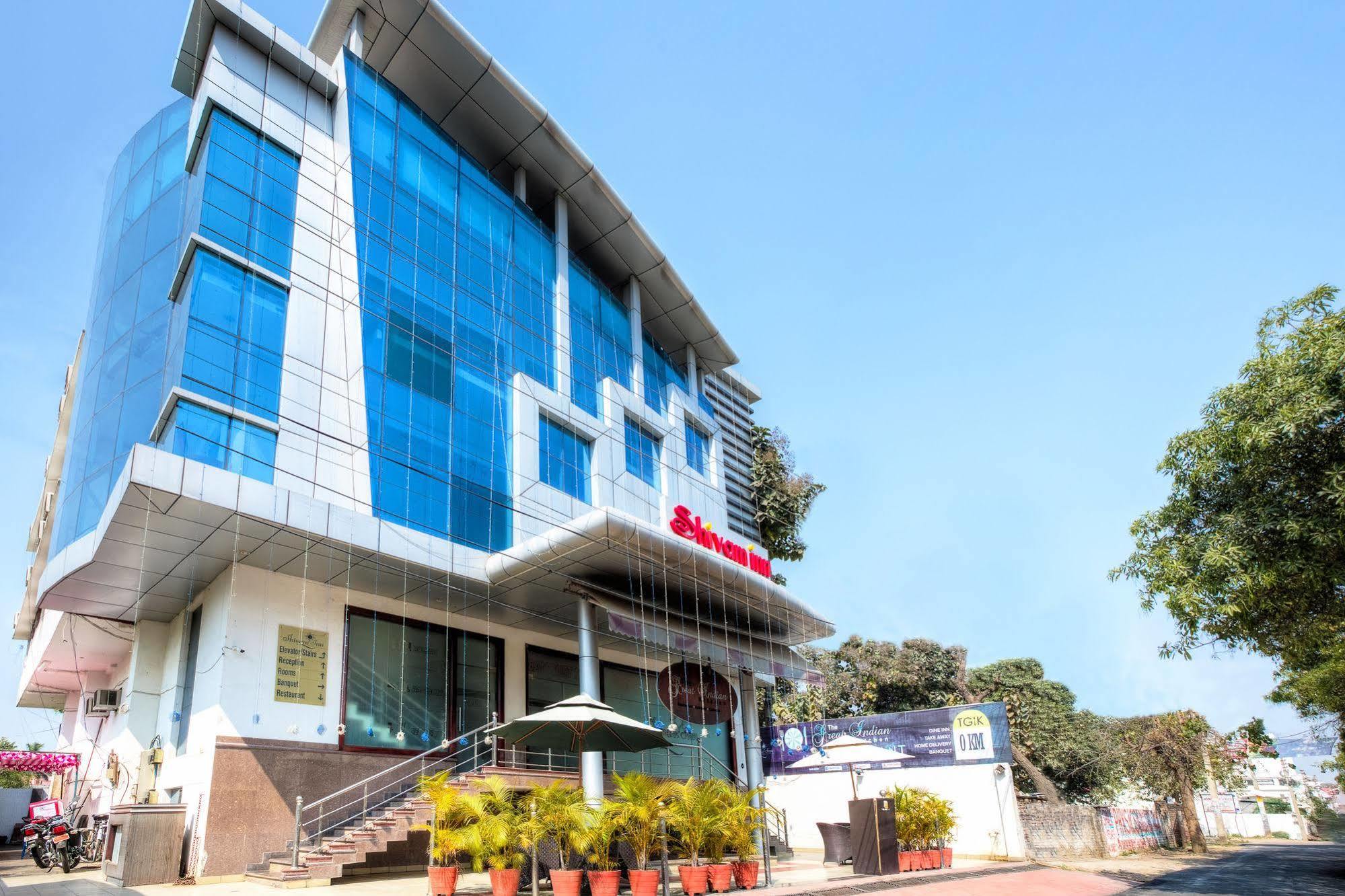 Treebo Shivam Inn Near Singapore Mall Lucknow Exterior foto